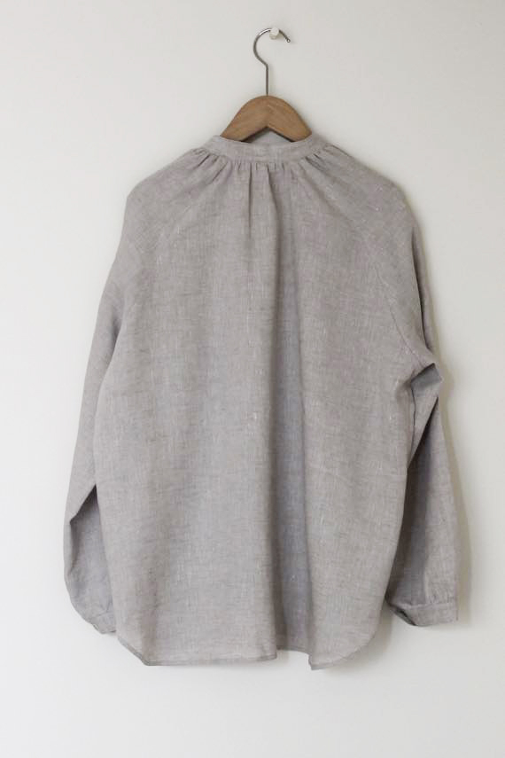 Pattern/No124 Standing Collar Blouse with Raglan Sleeves/No.124 ラグラン袖の